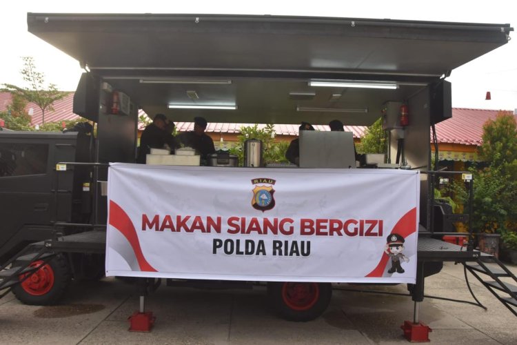 Satbrimob Polda Riau Sediakan Makan Bergizi Dukung Program Asta Cita Presiden