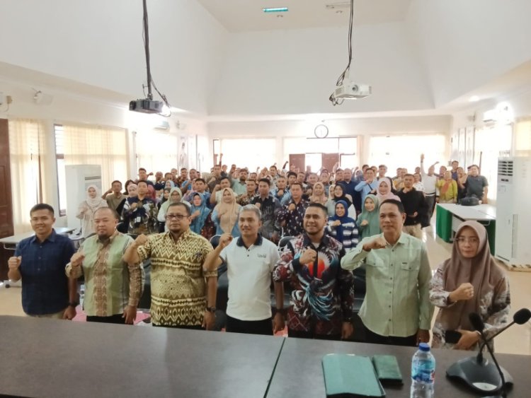 Bawaslu Riau Gelar Rapat Persiapan Menjelang Ujian CAT, Anderson dan Asmed Berikan Arahan Calon PPPK