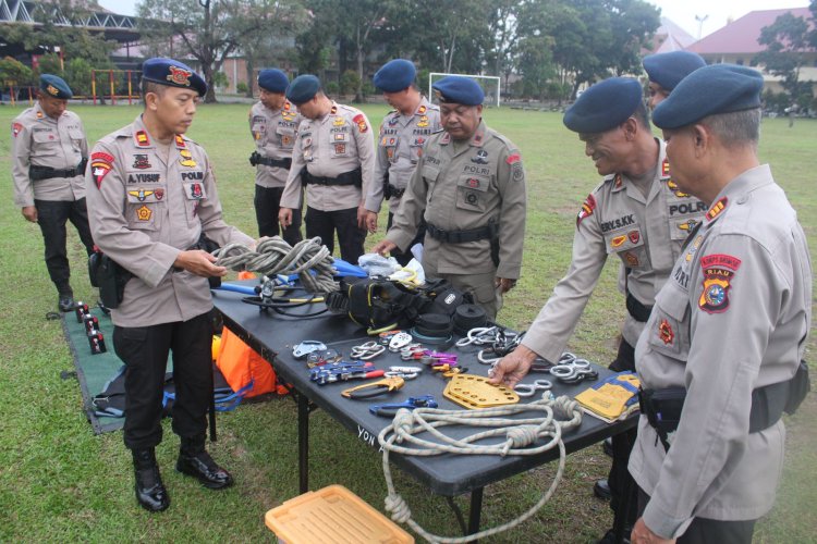 Brimob Polda Riau Gelar Apel Kesiapsiagaan dan Peralatan Kontinjensi Aman Nusa II
