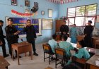Gegana Brimob Riau Edukasi Keamanan Sejak Dini kepada Pelajar SDN 99 Pekanbaru