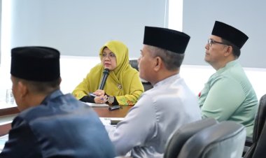 Rapat Bersama BKD, Bupati Afni Tekankan Inovasi untuk Tingkatkan PAD Siak