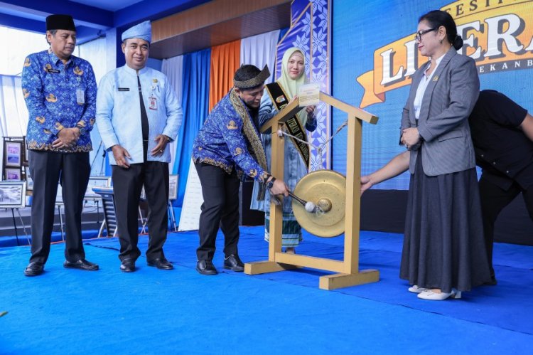Festival Literasi 2026 Dibuka, Agung Nugroho Ajak Masyarakat Jadikan Membaca sebagai Kebiasaan
